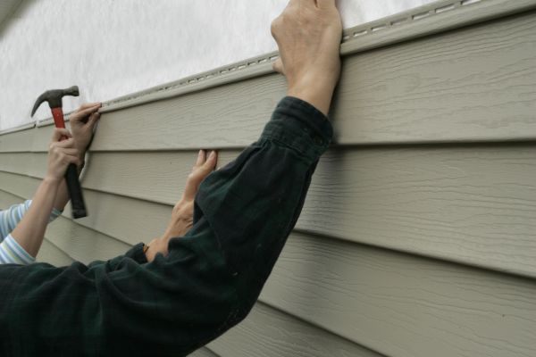Cost of Insulated Siding Installation in Tacoma